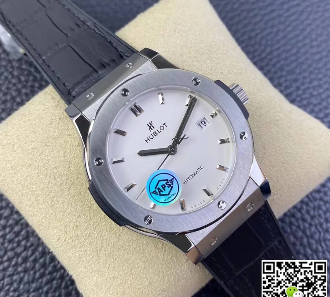 Hublot Classic Fusion 542.NX.2611.LR 42MM APS Factory 1:1 Best Edition Replica Watch Black Strap